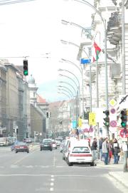 view from Schottenbastei along Waehringerstrasse/overexposed effect came out quite interesting (80s kodak look?) view from Schottenbastei along Waehringerstrasse/overexposed effect came out quite interesting (80s kodak look?)