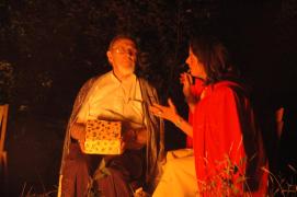 Karl sen, Paca/beim Auspacken/am Lagerfeuer Karl sen, Paca/beim Auspacken/am Lagerfeuer