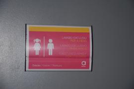 Centre Comercial Arenas de Barcelona:/Lavabo exclusivo per a nens/Lavabo exclusivo para niños/Toilet exclusively for Children Centre Comercial Arenas de Barcelona:/Lavabo exclusivo per a nens/Lavabo exclusivo para niños/Toilet exclusively for Children