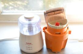 Nussmühlen (Moulinettes) verschiedener Firmen Nussmühlen (Moulinettes) verschiedener Firmen