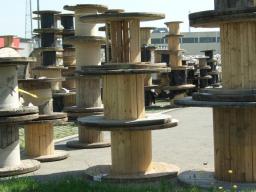 Fotoausflug Industriegebiet Liesing/Kabeltrommeln 3/public Fotoausflug Industriegebiet Liesing/Kabeltrommeln 3/public