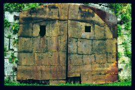 Oesterreich-Reise Juli 1991/Schloss Kufstein/rostiges Tor/rusty door Oesterreich-Reise Juli 1991/Schloss Kufstein/rostiges Tor/rusty door