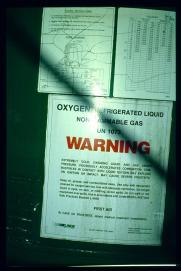 USA Weihnachten 1993/1994/Charleston SC/MUSC oxygen tanks (decompression phenomena) USA Weihnachten 1993/1994/Charleston SC/MUSC oxygen tanks (decompression phenomena)